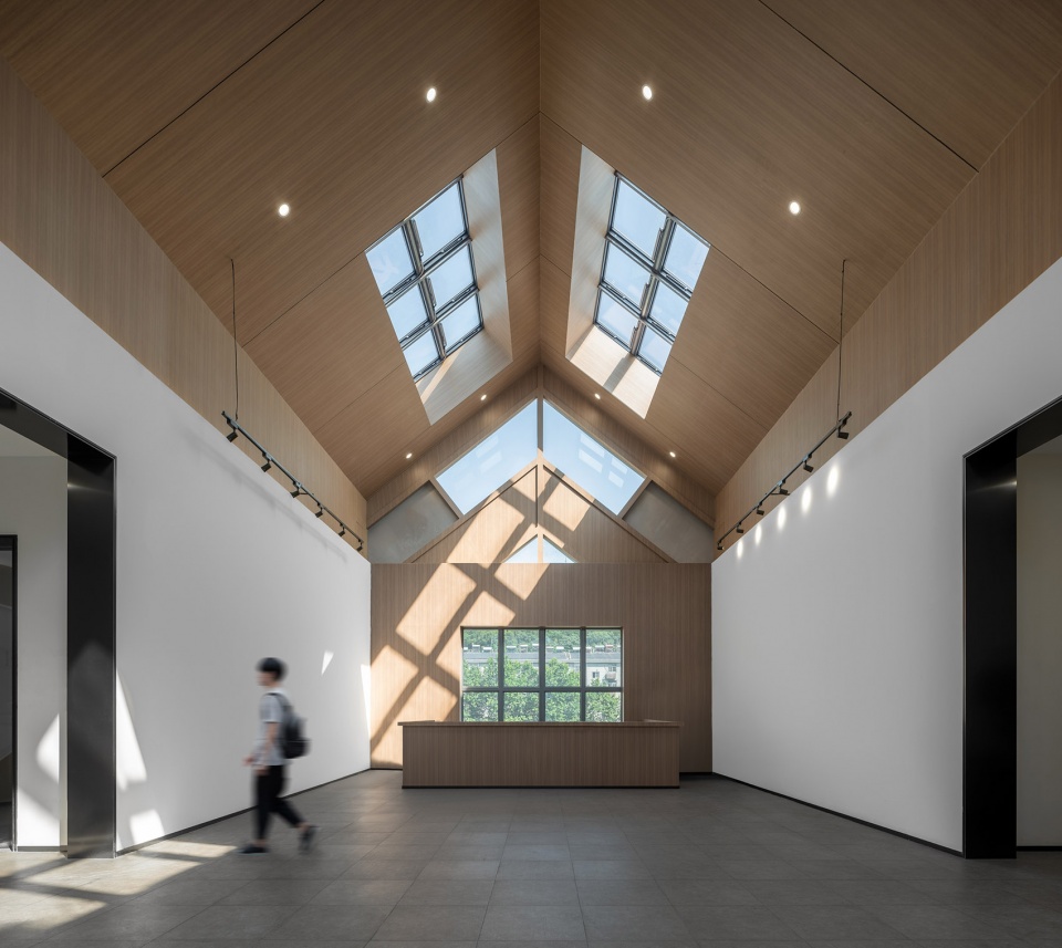 No 78 Bancang Street Nanjing China by DUTS Design