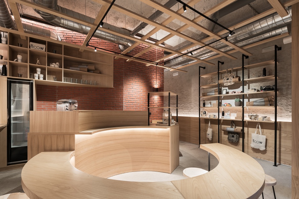 flow yoga studio by nan arquitectos