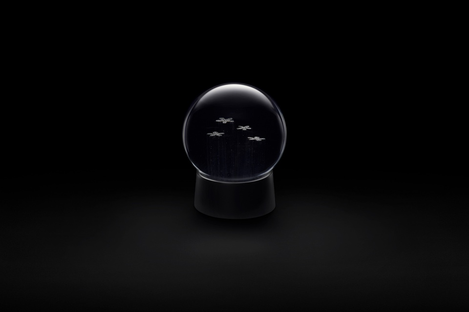 invisible snow globe by nendo