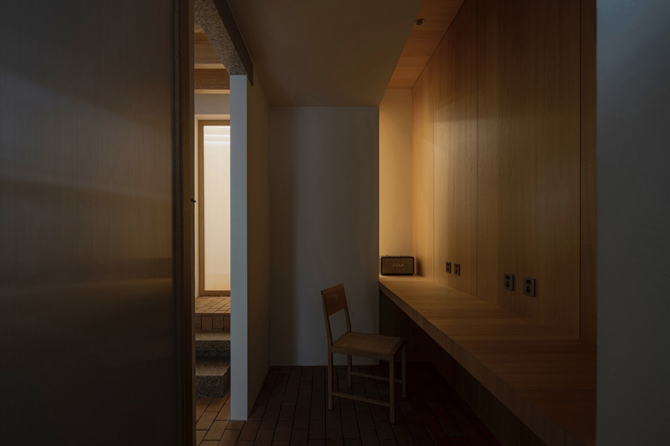 24 Yulin Fanghua St. H and Z Space Design