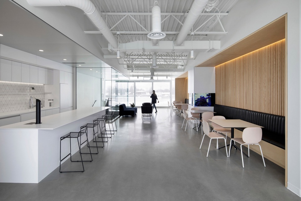 Lafond Desjardins Dental Laboratory by ACDF Architecture