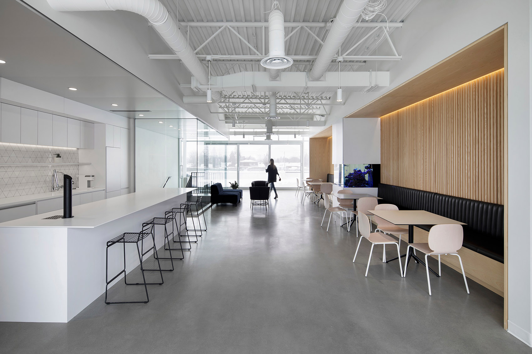 Lafond Desjardins Dental Laboratory by ACDF Architecture 谷德设计网