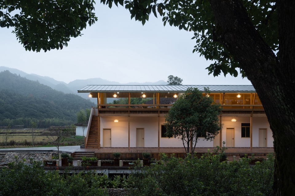 Yaoli Village Cafe China by SuiPingYiLi Architecture Studio
