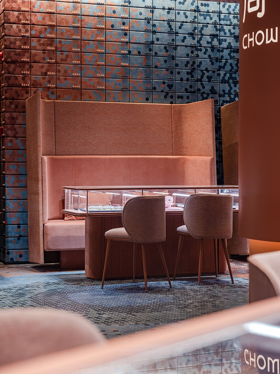 Chow Tai Fook s Brand New Experience Shop in Chongqing Joy City by ONE PLUS