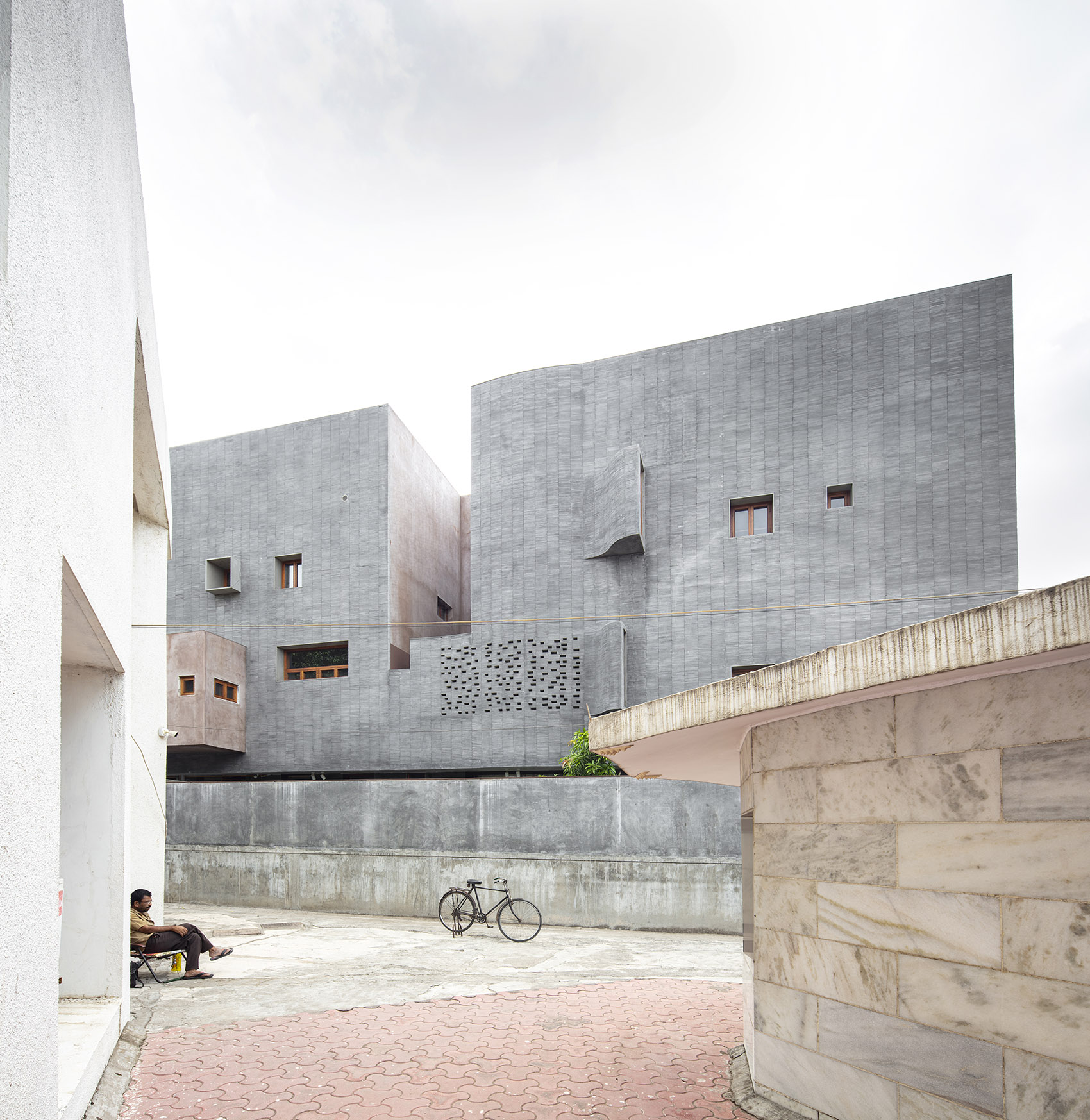 Cool House by Samira Rathod Design Atelier 谷德设计网