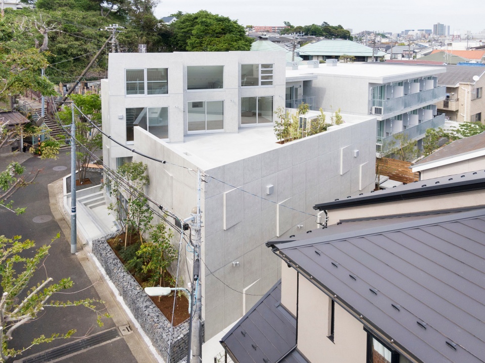 Ideareve Ikegami by Ryuichi Sasaki Architecture