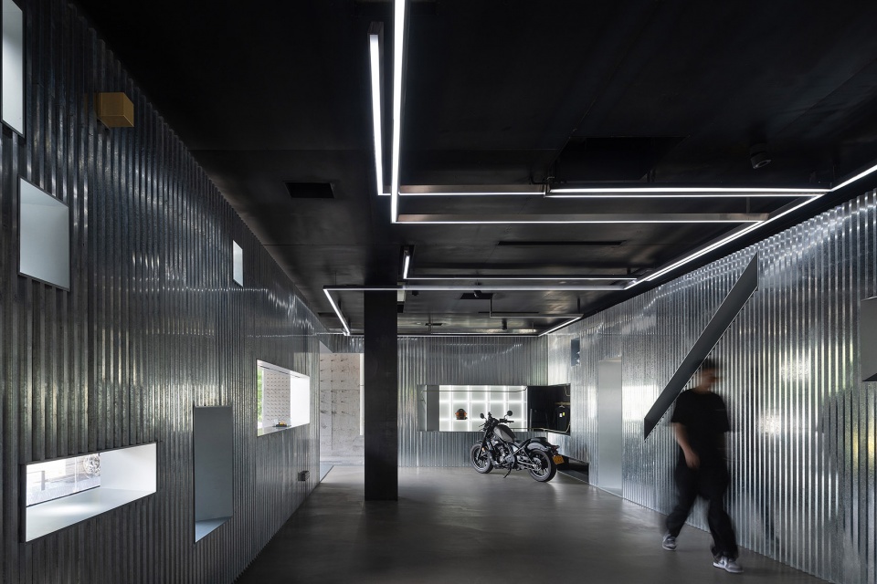 ronin motocycle community shenzhen china by weiweimao