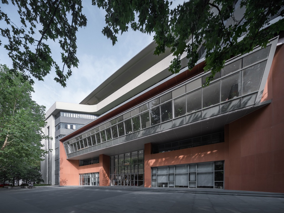 No 78 Bancang Street Nanjing China by DUTS Design