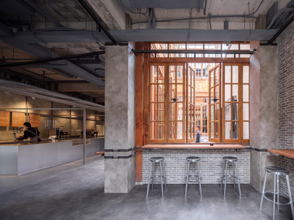 Primitive Shelter Blue Bottle Zhang Yuan Cafe China by Neri Hu Design and Research Office