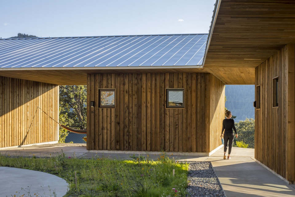 The Society Hotel Bingen by Waechter Architecture