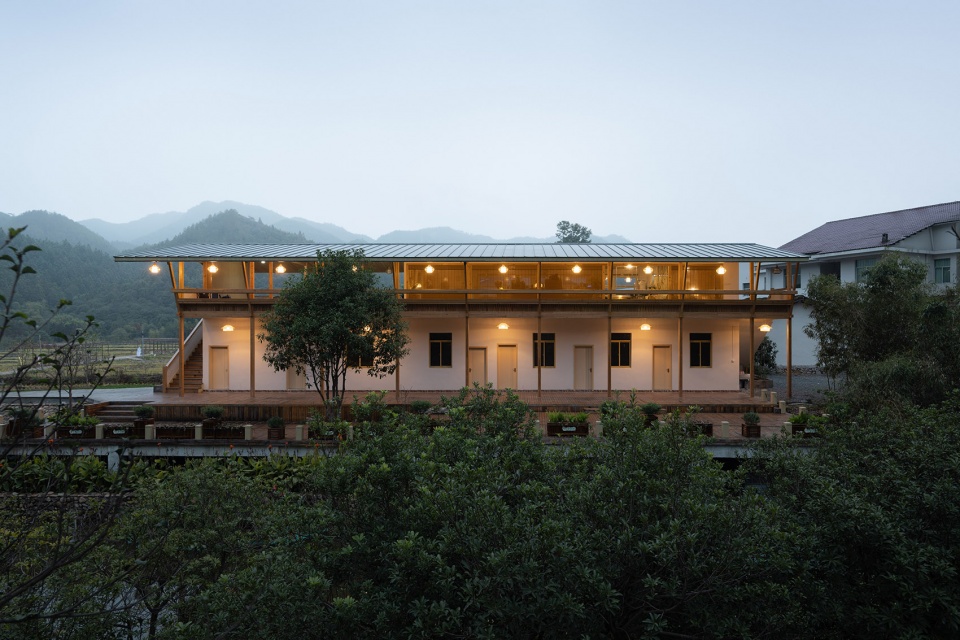 Yaoli Village Cafe China by SuiPingYiLi Architecture Studio