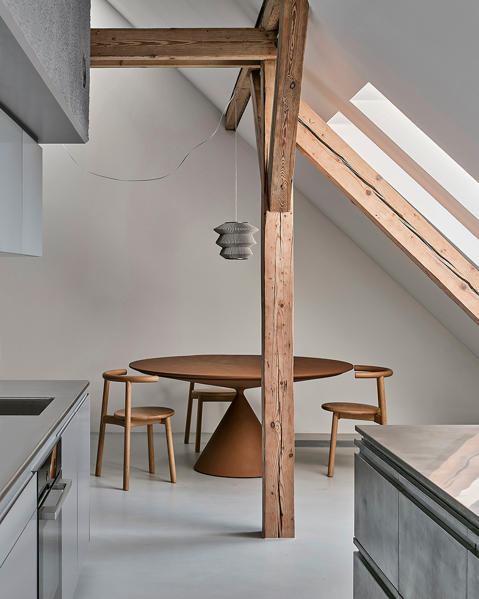 attic reconstruction in gliwice by dyrda fikus architekci