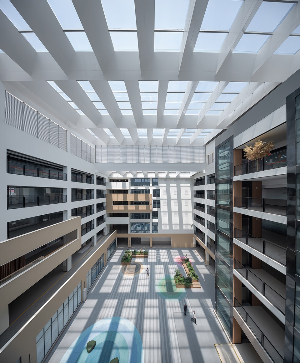 No 78 Bancang Street Nanjing China by DUTS Design