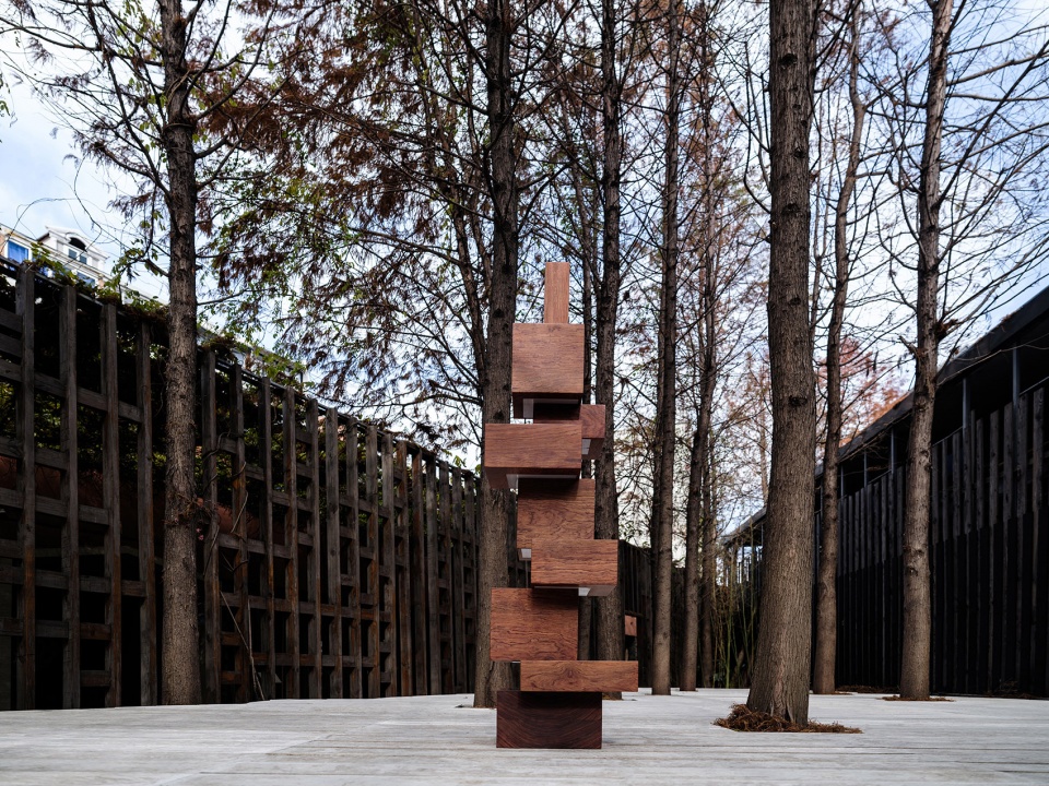 light of architecture lamps by minax architects
