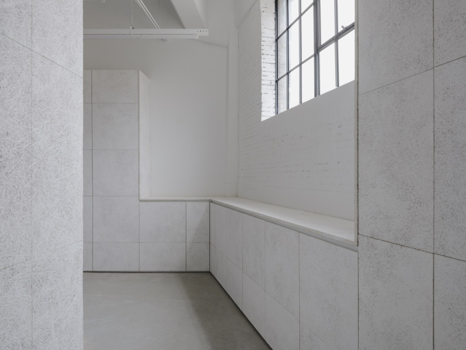 SPACE AS DRESS DRESS AS VESSEL China by studio profile