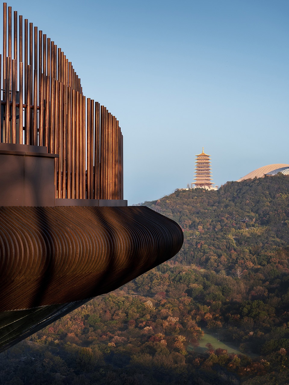 The fire lookout at the top of hill by ata