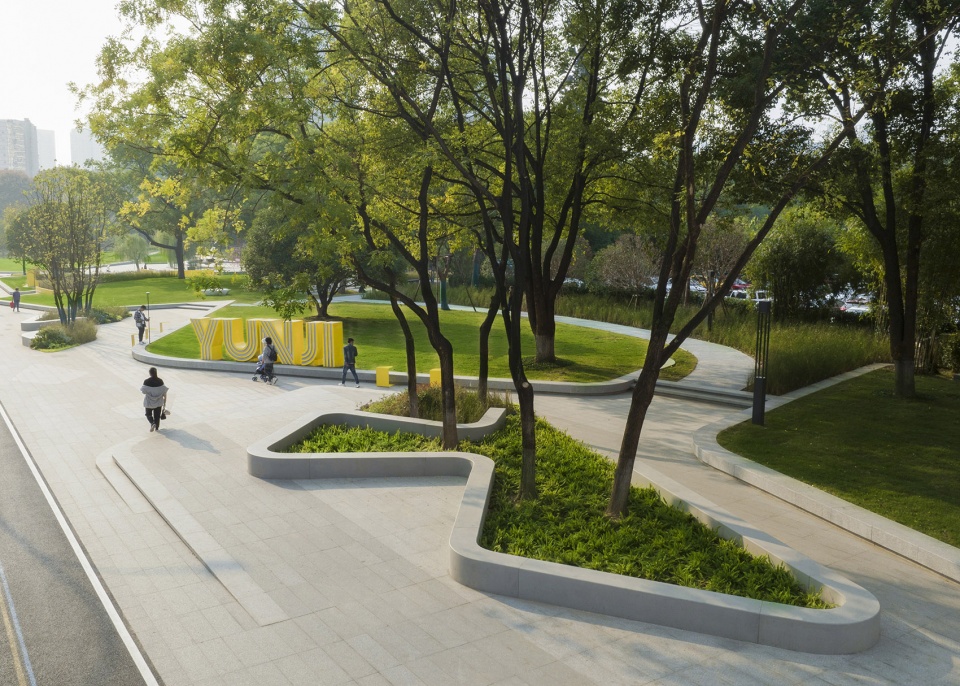 Yichang Yunji Park HID