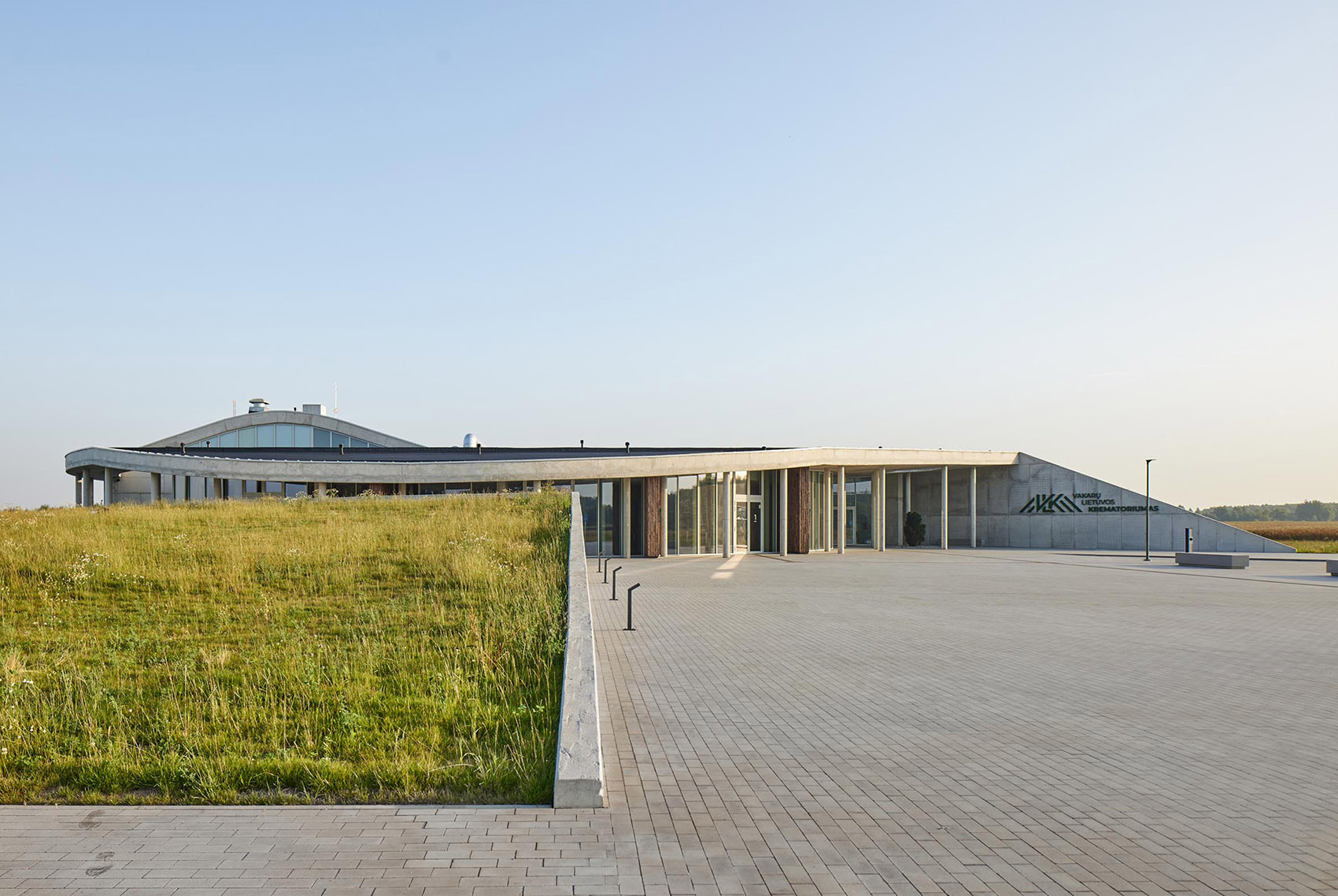 Crematorium THE TUMULUS by AEXN Architects 谷德设计网