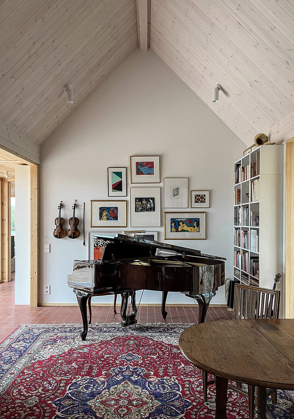 Library House Hanna Michelson