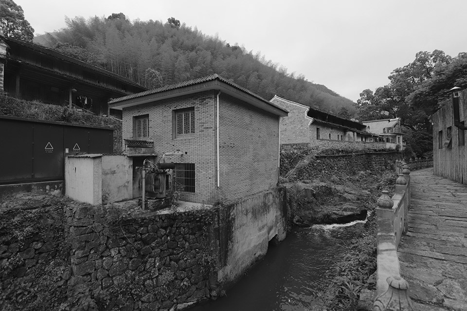 Riverside Restaurant adapted from the power station Qixiakeng Village Fenghua by Shulin Architecture Firm