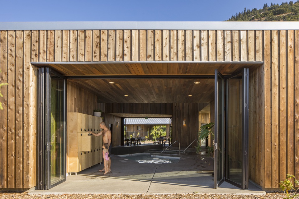 The Society Hotel Bingen by Waechter Architecture