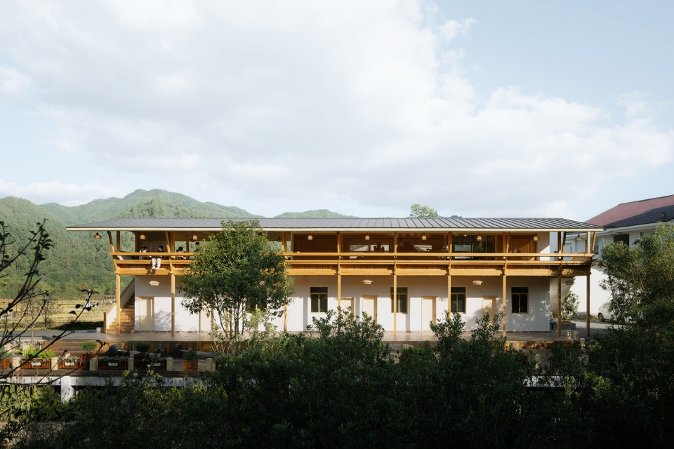 Yaoli Village Cafe China by SuiPingYiLi Architecture Studio
