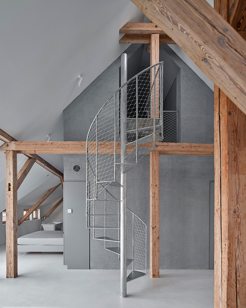 attic reconstruction in gliwice by dyrda fikus architekci