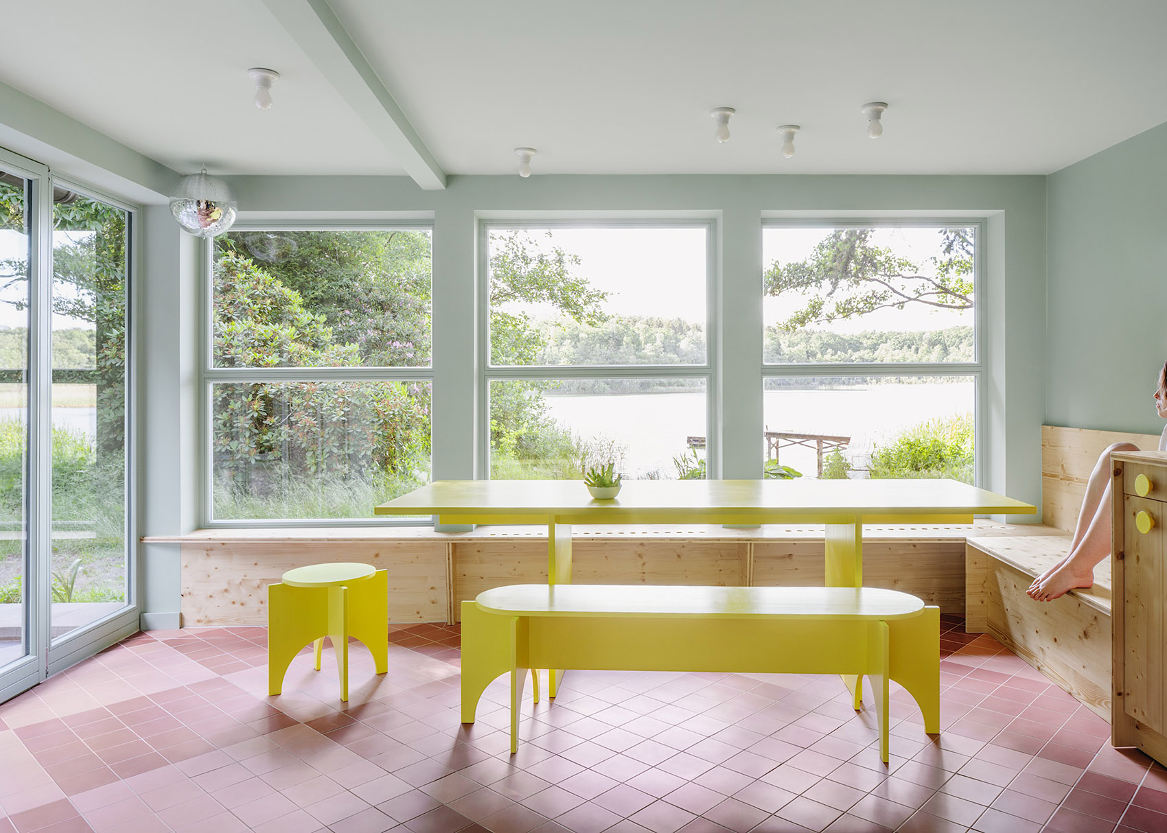 Dr. Funk Holiday House by Kessler Plescher Architekten 谷德设计网