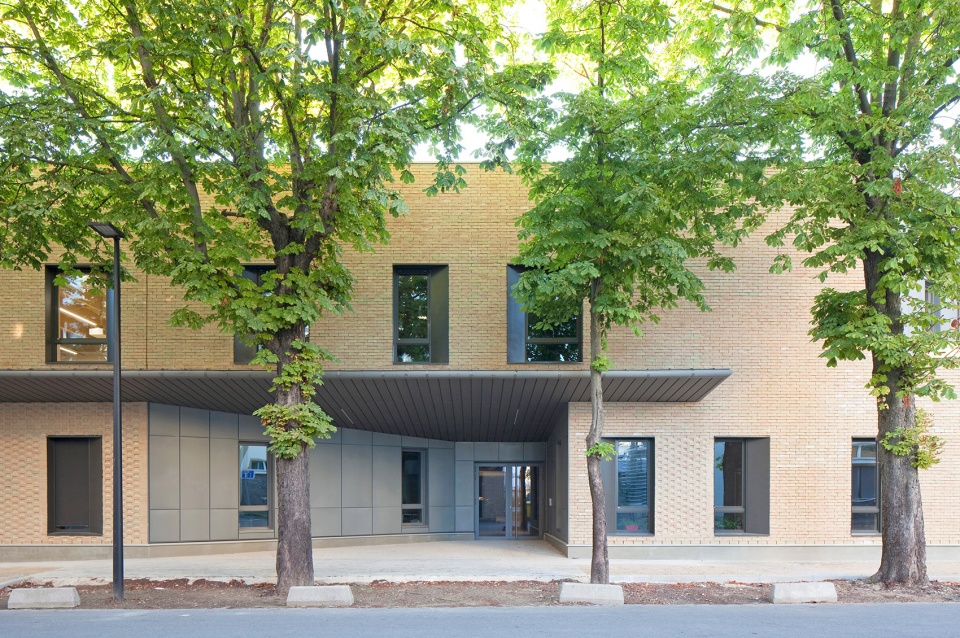 AGORA by ARTBUILD ARCHITECTS