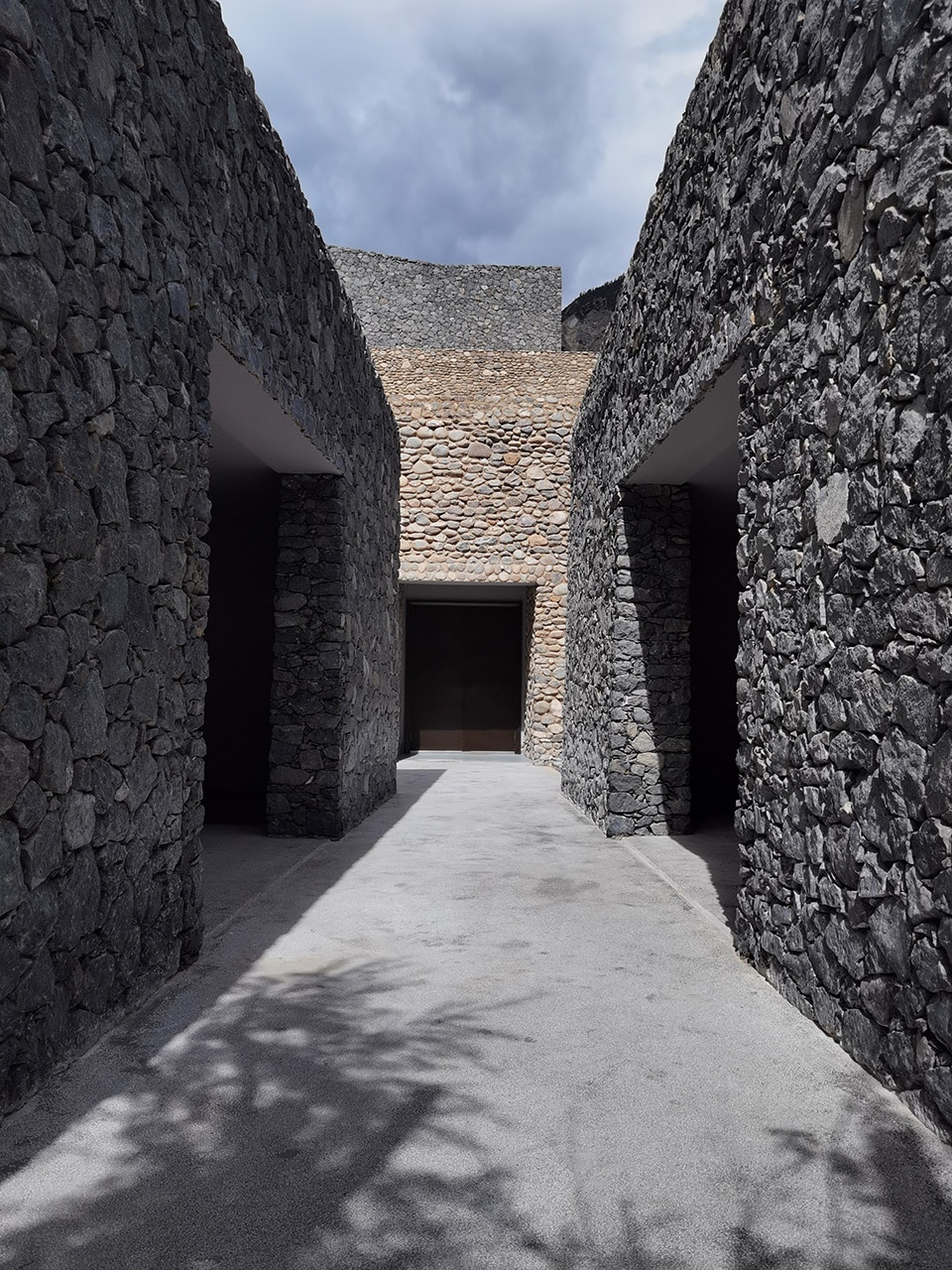 Quzika 1865 Winery Tibet by PL T ARCHITECTURE