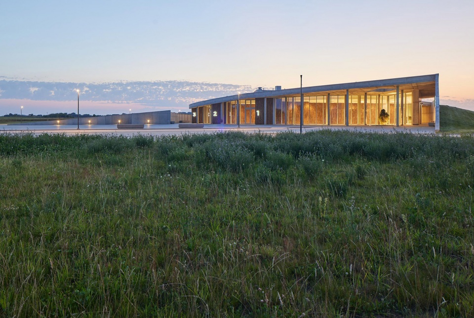 crematorium the tumulus by aexn architects