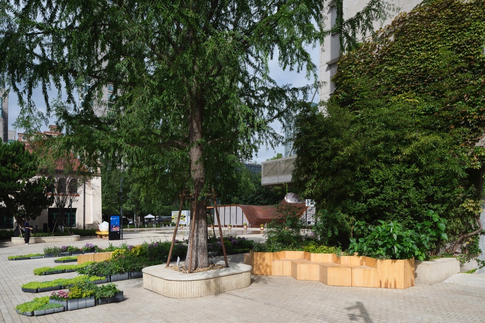 landscape design of klee klee friends shanghai by possibilism design studio