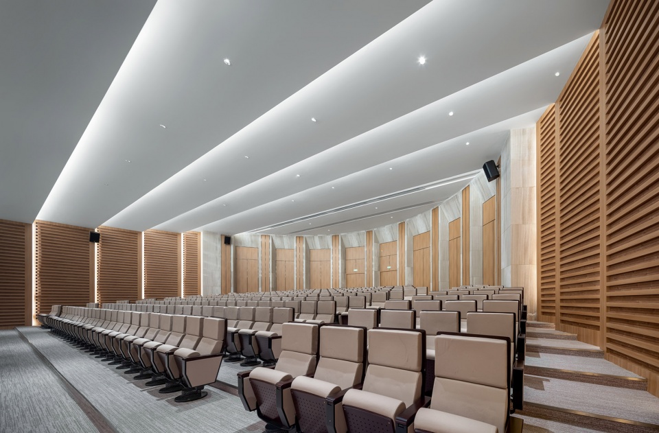No 78 Bancang Street Nanjing China by DUTS Design