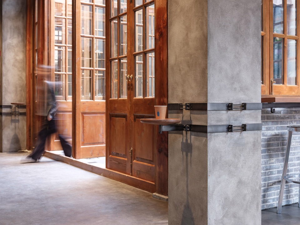 Primitive Shelter Blue Bottle Zhang Yuan Cafe China by Neri Hu Design and Research Office