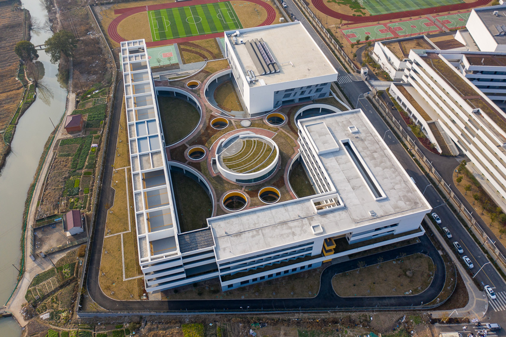 shanghai-fushan-tangcheng-foreign-language-primary-school-by-arcplus