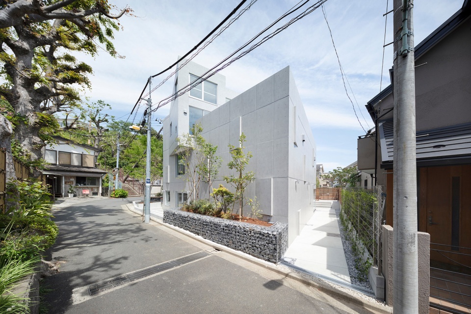Ideareve Ikegami by Ryuichi Sasaki Architecture