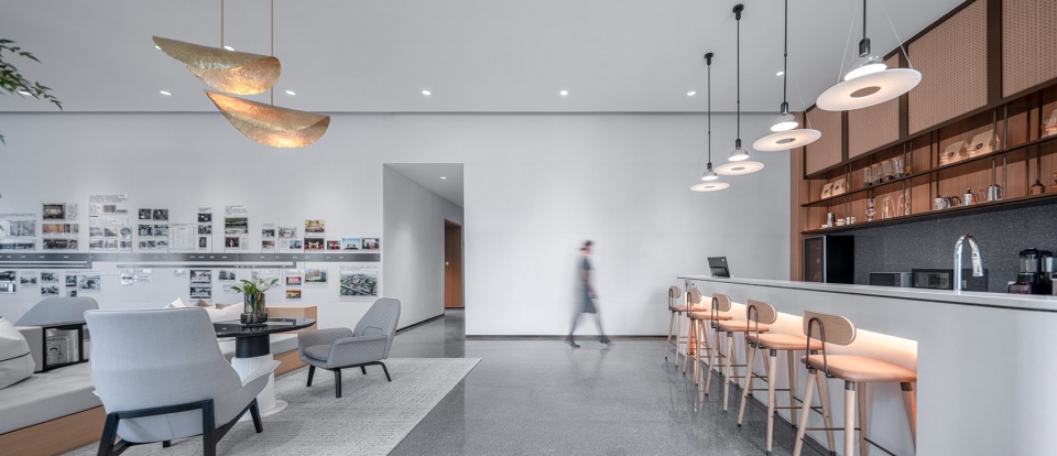 No 78 Bancang Street Nanjing China by DUTS Design