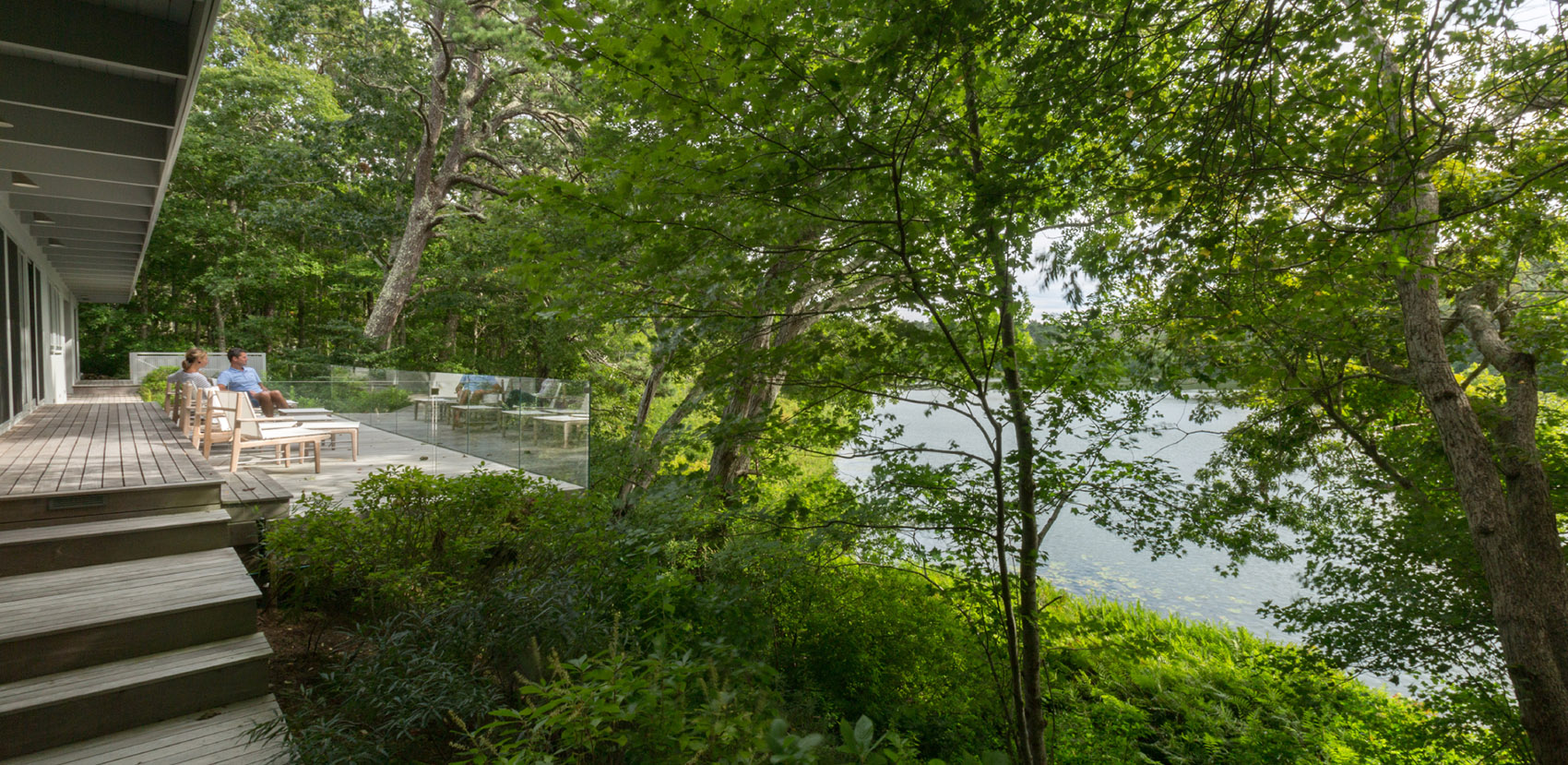 2021 ASLA RESIDENTIAL DESIGN AWARD OF HONOR Pond House / LeBlanc Jones