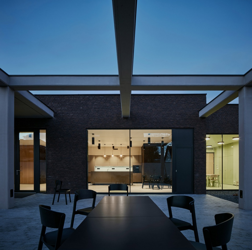 Brethren Church Christian Community Centre QARTA ARCHITEKTURA