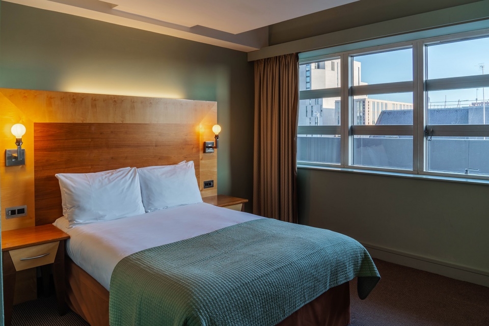 The Alan Hotel by Red Deer