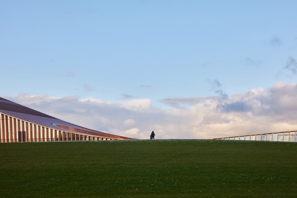 VIZIUM Science and Innovation Centre by Audrius Ambrasas Architects