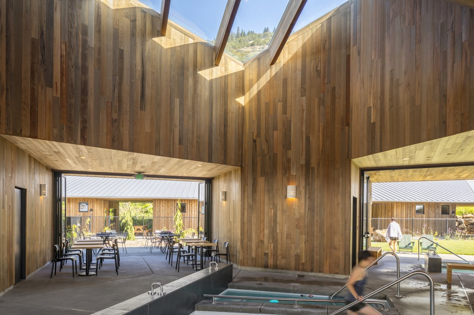The Society Hotel Bingen by Waechter Architecture
