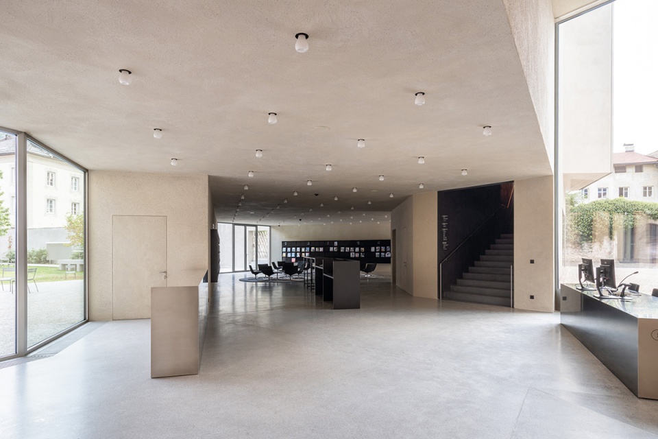 new brixen public library by carlana mezzalira pentimalli