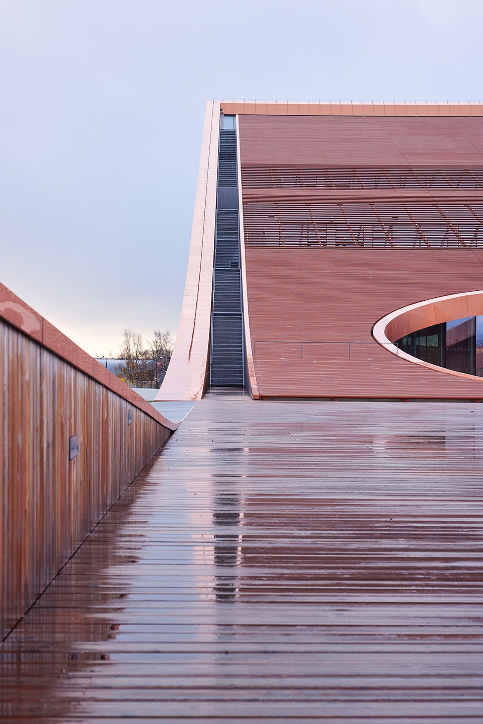 VIZIUM Science and Innovation Centre by Audrius Ambrasas Architects