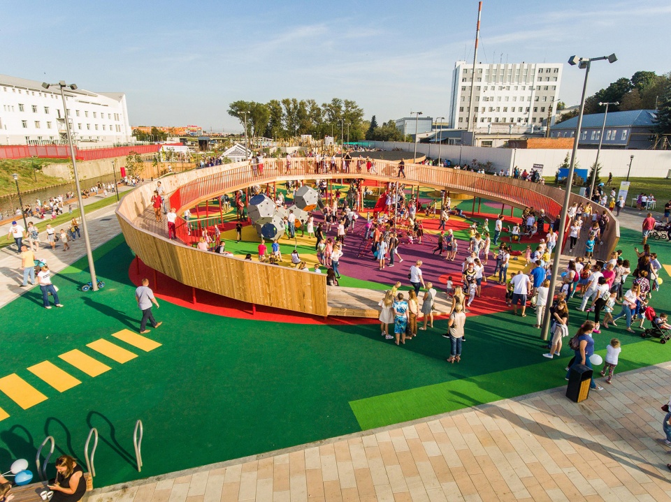 Public Design of the Kazan Embarkment WOWHAUS