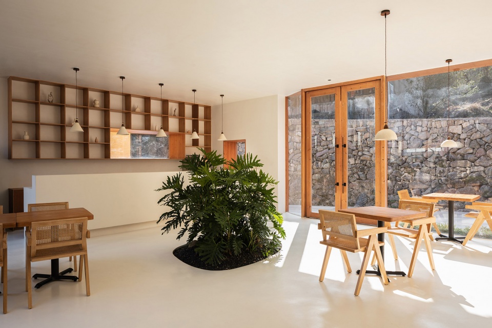Riverside Restaurant adapted from the power station Qixiakeng Village Fenghua by Shulin Architecture Firm