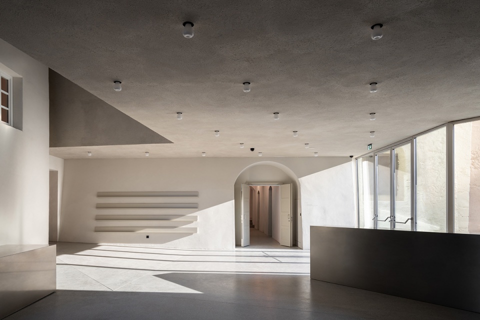 new brixen public library by carlana mezzalira pentimalli