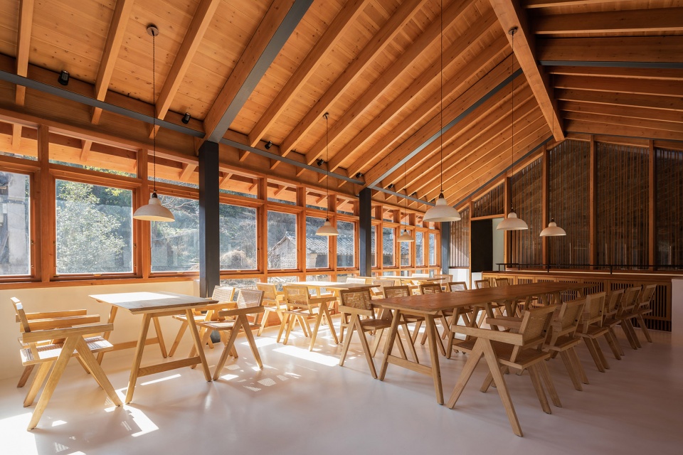 Riverside Restaurant adapted from the power station Qixiakeng Village Fenghua by Shulin Architecture Firm