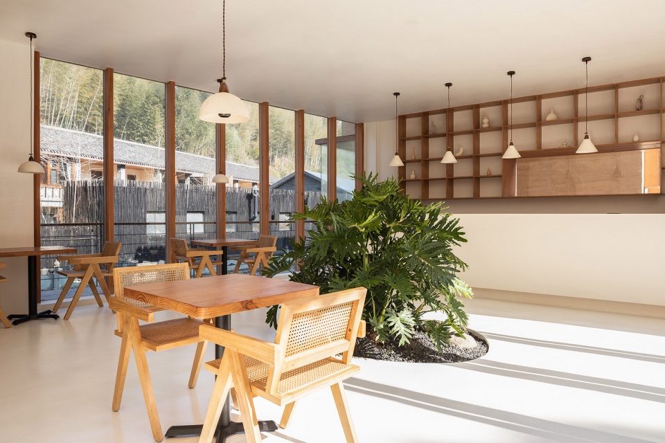 Riverside Restaurant adapted from the power station Qixiakeng Village Fenghua by Shulin Architecture Firm