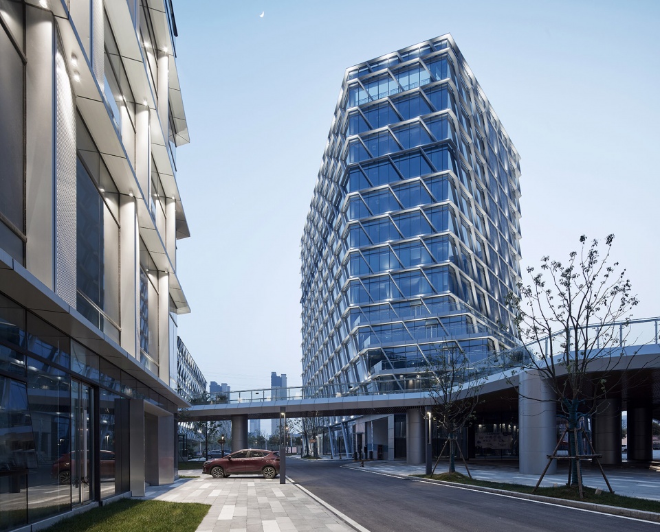 hefei financial plaza by shanghai urban architecture design